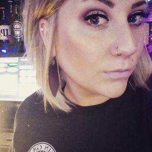 Meet your Posher, Lindsey